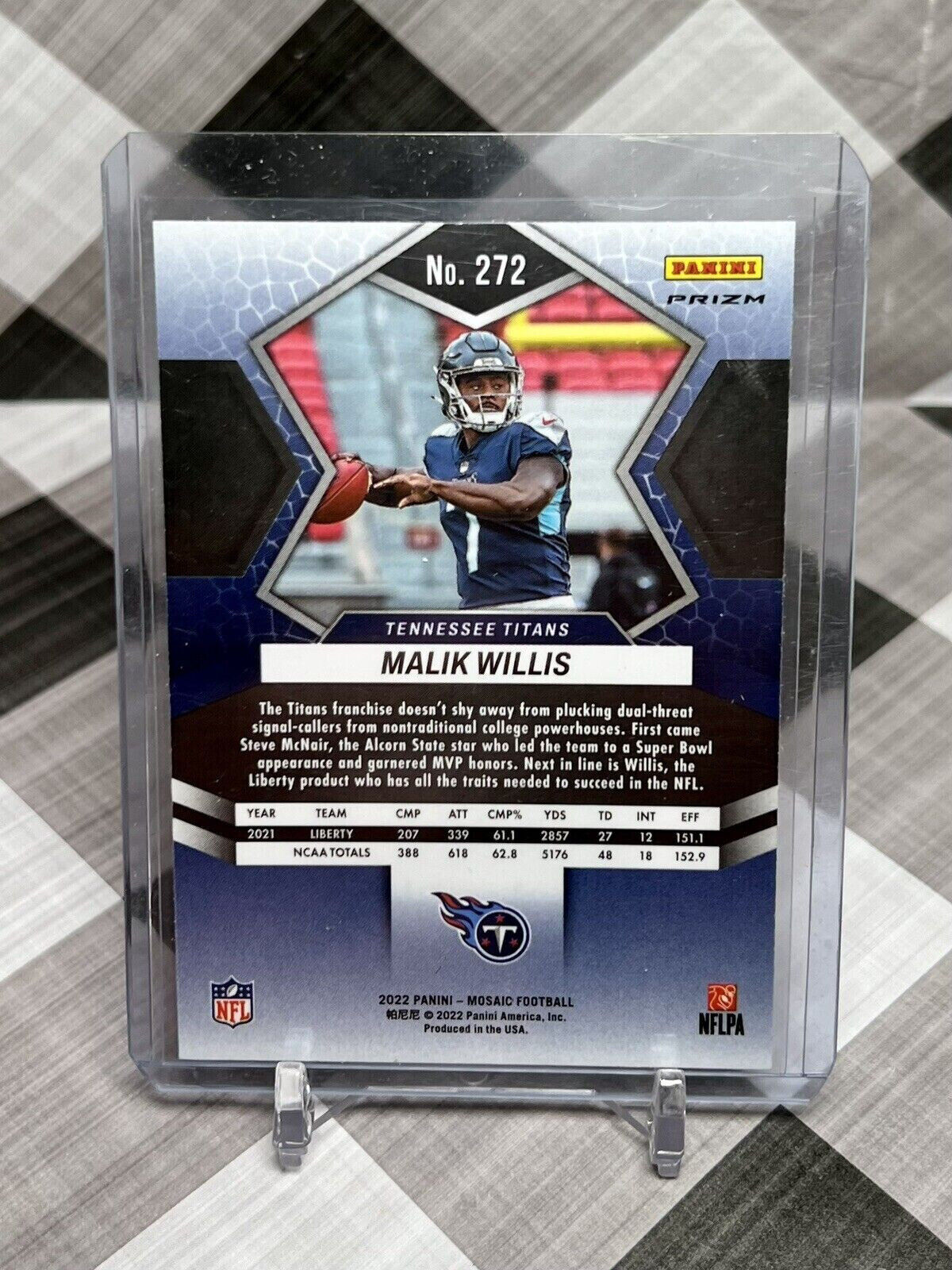 Malik Willis 2022 Panini Mosaic Rookie NFL Debut Pink Camo Prizm #272 Titans RC