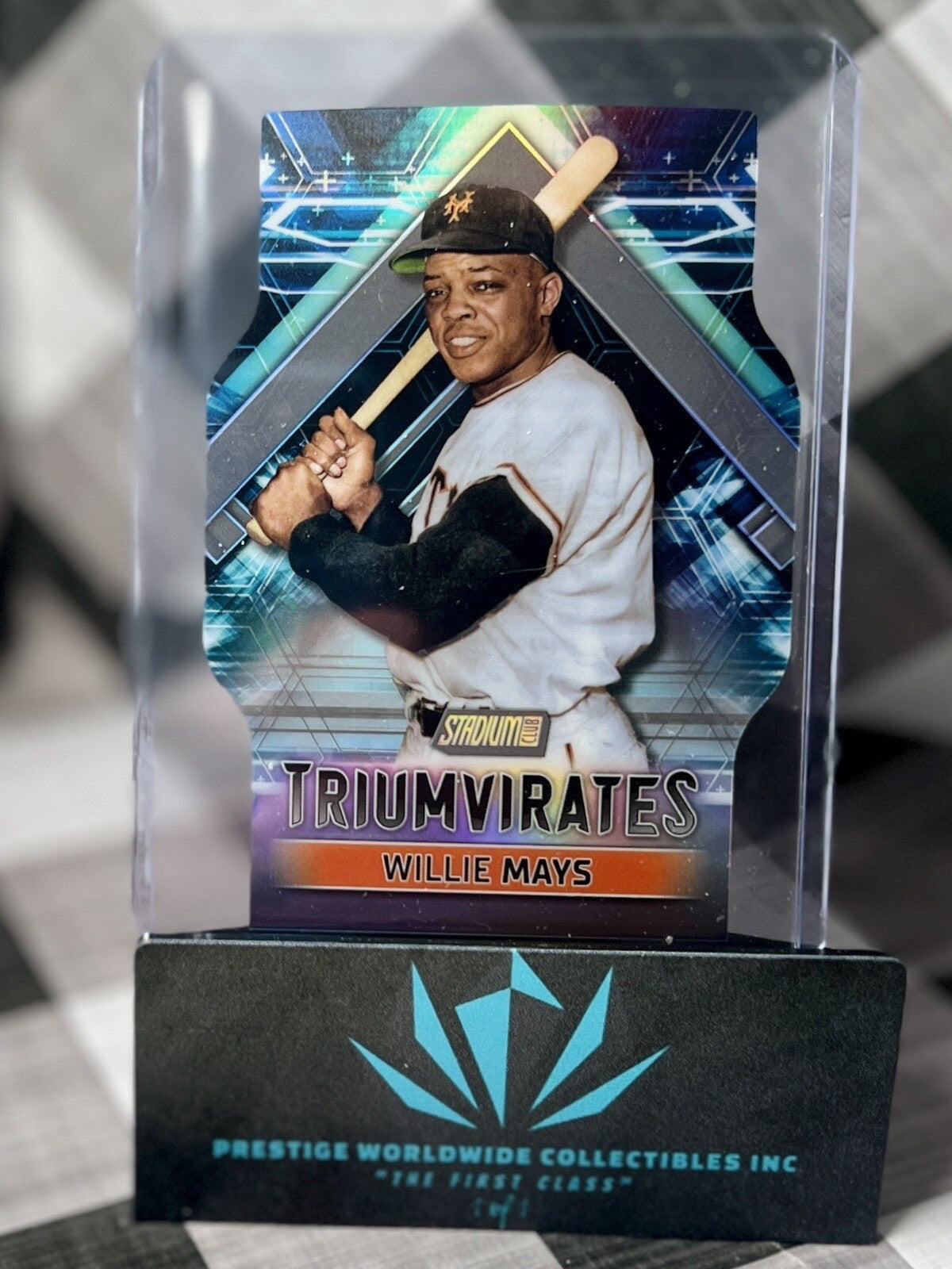 Willie Mays 2023 Topps Stadium Club Triumvirates Die-Cut #T-29 New York Giants