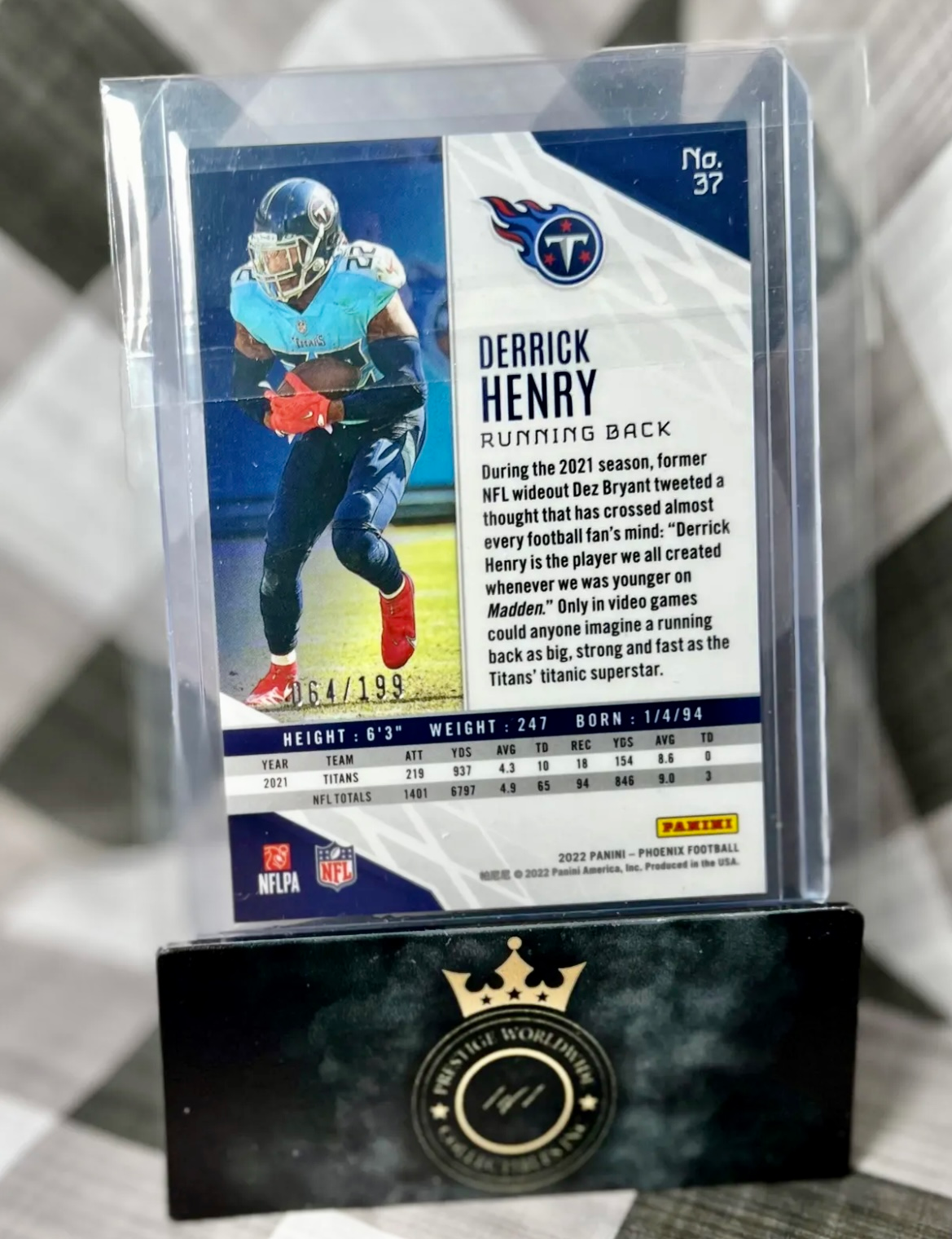 Derrick Henry 2022 Phoenix Pink /199 #37 - TEN Titans