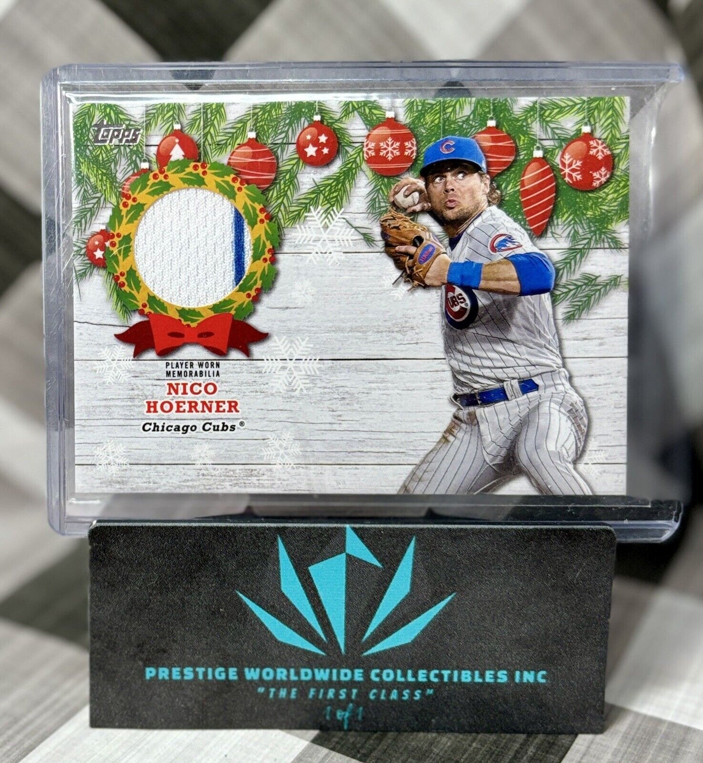 Nico Hoerner 2022 Topps Holiday Worn Memorabilia Jersey Relic #WRC-NH CHI Cubs