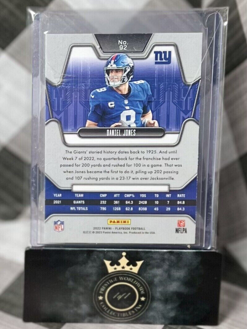 DANIEL JONES 2022 PANINI PLAYBOOK NFL PURPLE SP #92 - NEW YORK GIANTS