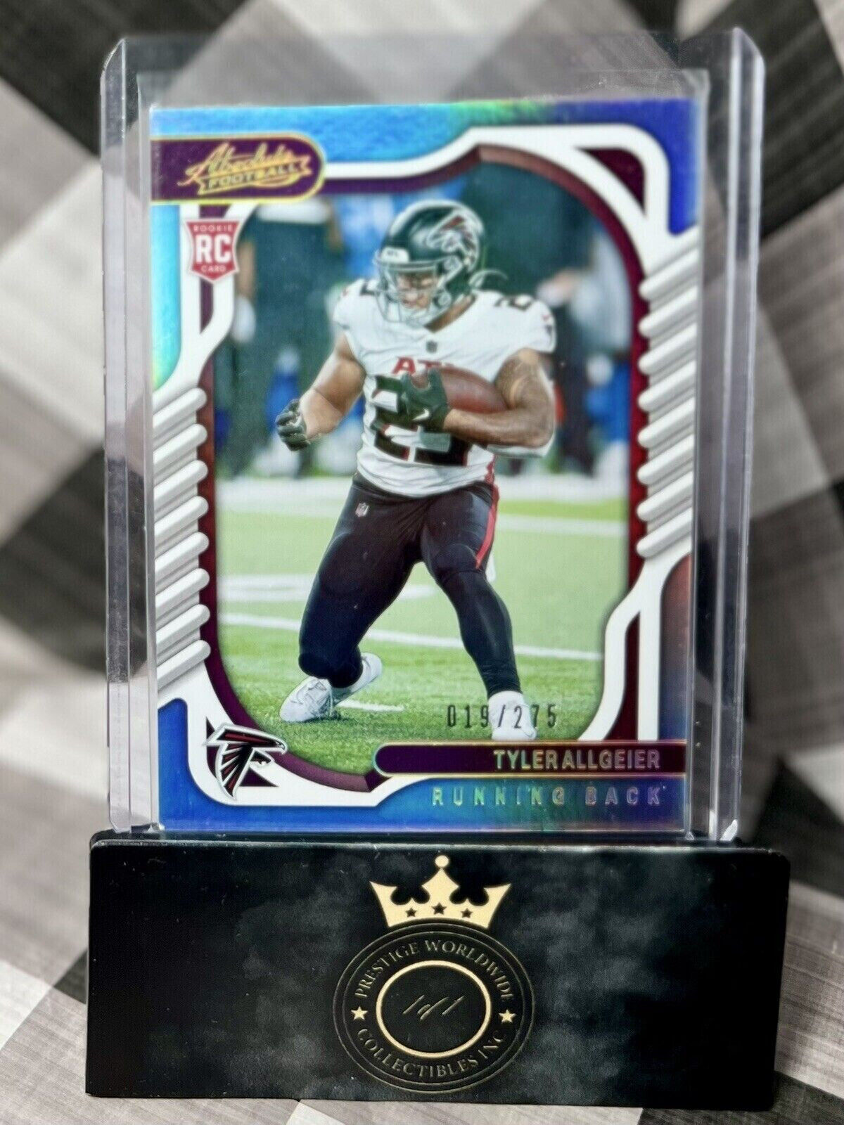 Tyler Allgeier 2022 Panini Absolute Rookies Spectrum /275 #198 ATL Falcons RC