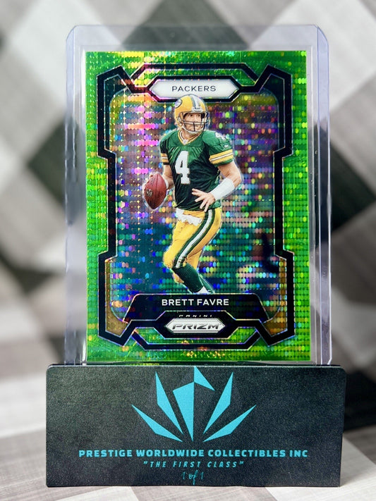 Brett Favre 2023 Panini Prizm Neon Green Pulsar #112 Green Bay Packers HoF SP