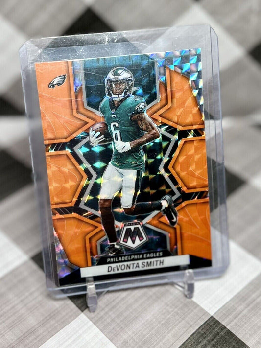 DeVonta Smith 2022 Panini Mosaic NFL Orange Reactive Parallel #158 - Eagles SP