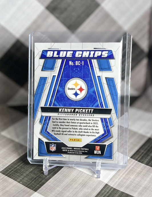 KENNY PICKETT 2022 PANINI MOSAIC NFL BLUE CHIPS ROOKIE #BC-1 - PITT STEELERS RC