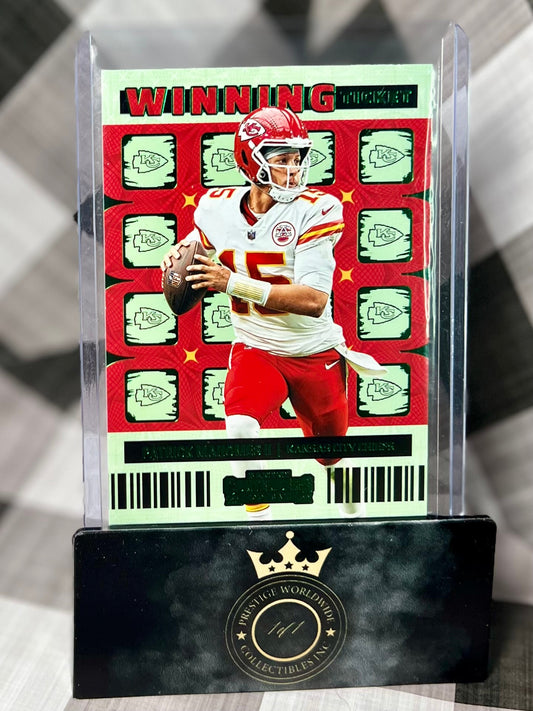Patrick Mahomes II 2022 Contenders Emerald Winning Ticket #WT-PMA