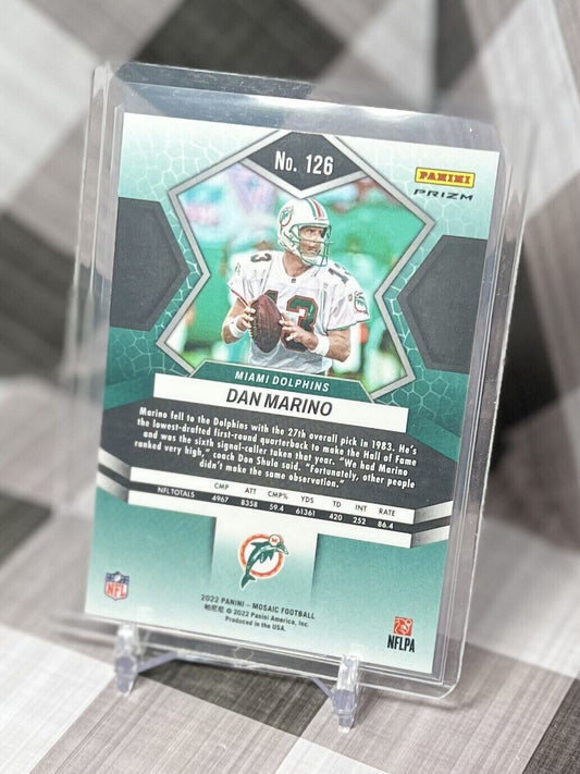 Dan Marino 2022 Panini Mosaic Football Pink Camo Prizm #126 - Miami Dolphins HOF