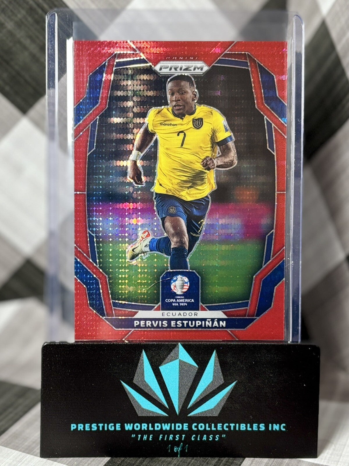 Pervis EstupiÃ±Ã¡n 2023-24 Prizm Copa America Red Pulsar Prizm /125 #74 Brazil