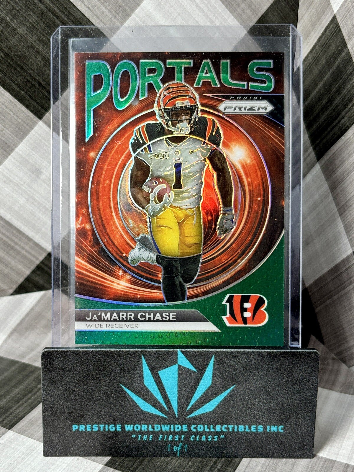 Ja'Marr Chase 2023 Panini Prizm Portals Green #PO-6 Cincinnati Bengals SP