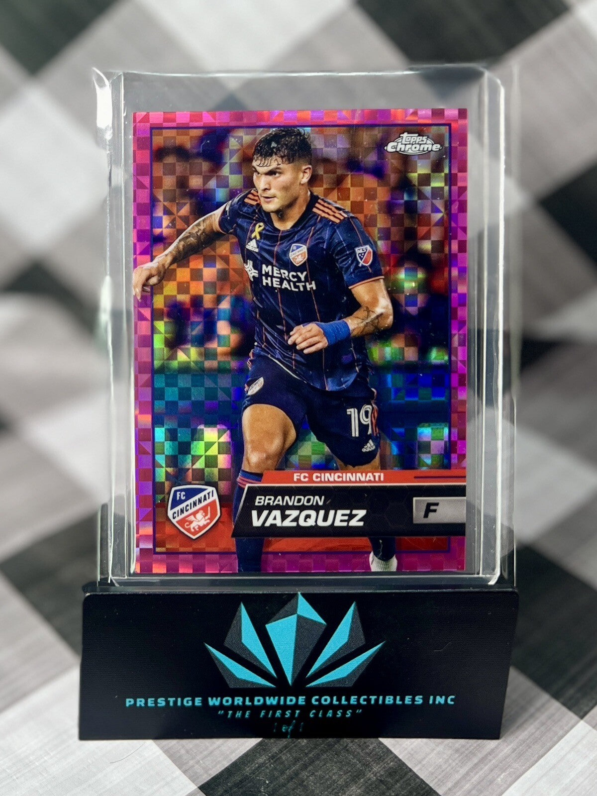 Brandon Vazquez 2023 Topps Chrome MLS Pink X-Fractor #92 FC Cincinnati Exclusive