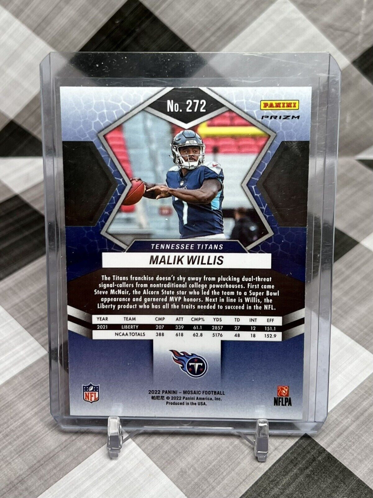 Malik Willis 2022 Panini Mosaic Rookie NFL Debut Pink Camo Prizm #272 Titans RC