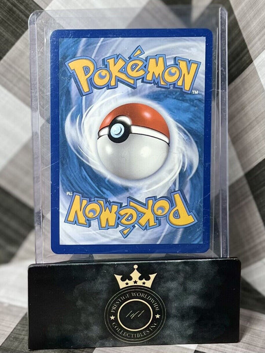 Galarian Darmanitan V 036/185 Vivid Voltage NM Ultra Rare Pokemon Card