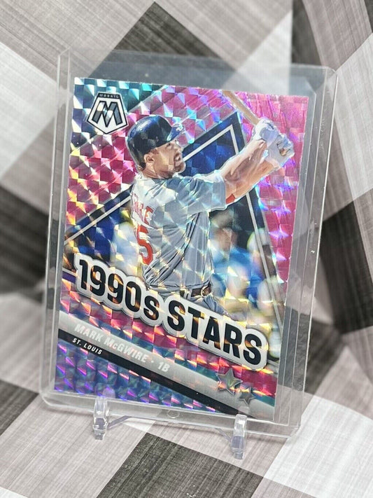 MARK McGWIRE 2022 MOSAIC 1990â€™s STARS PINK CAMO MOSAIC #292 - St Louis Cardinals