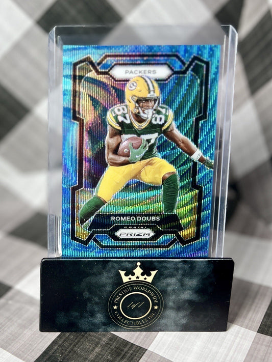 Romeo Doubs 2023 Panini Prizm Blue Wave Prizm /199 #114 Green Bay Packers SP